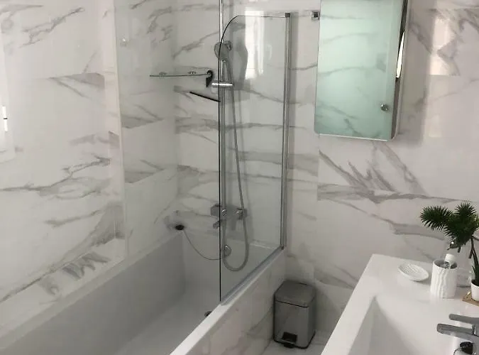 Masai Victoria Beach. A 100 Metros De La Playa. Cádiz