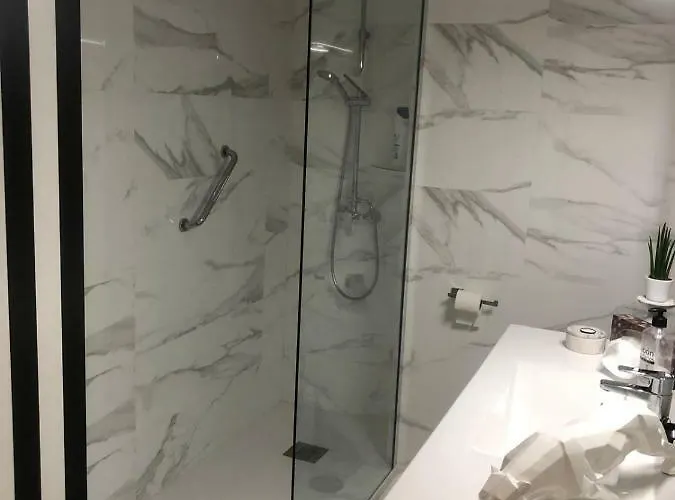 Masai Victoria Beach. A 100 Metros De La Playa. Cadiz