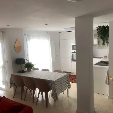 Apartment Masai Victoria Beach. A 100 Metros De La Playa.