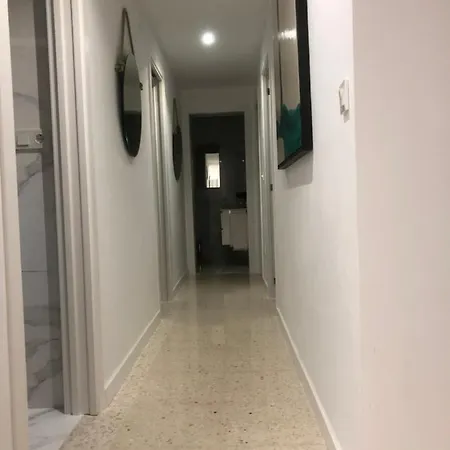 Masai Victoria Beach. A 100 Metros De La Playa. Cadiz